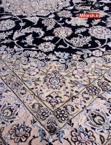 قالیچه لچک ترنج 4 متری دستباف نایین زمینه سرمه ای 9لا بافت فرش